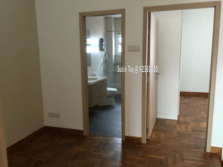 Highland Road (D19), Terrace #127934072